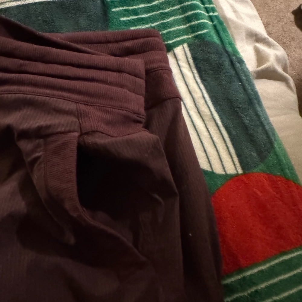Lululemon Deep Purple Leggings - Picture 6 of 7